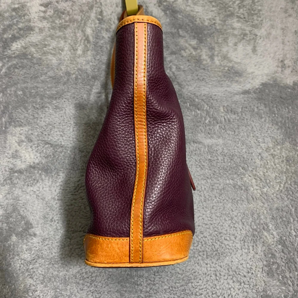 Dooney & Bourke Tote‎ Bag Womens Medium Plum Purple Pebble Leather Shopper Zip